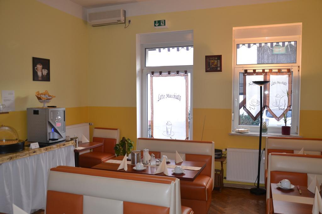 יינה Hotel Thueringer Hof מראה חיצוני תמונה