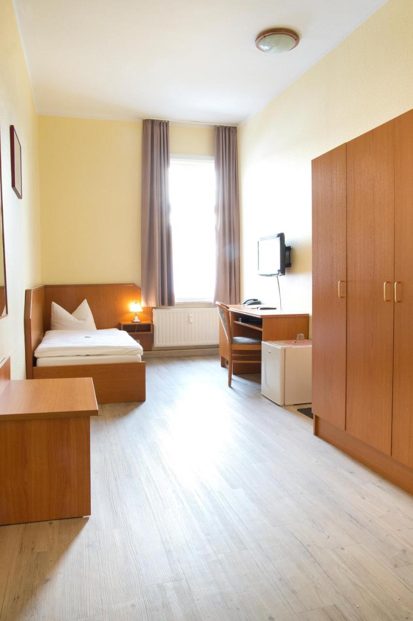 יינה Hotel Thueringer Hof מראה חיצוני תמונה